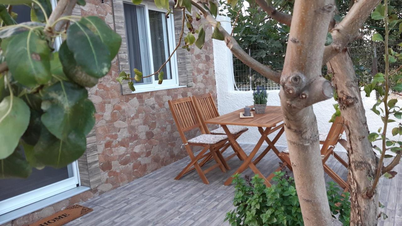 Room Near The Airport Pikérmion 客房 照片